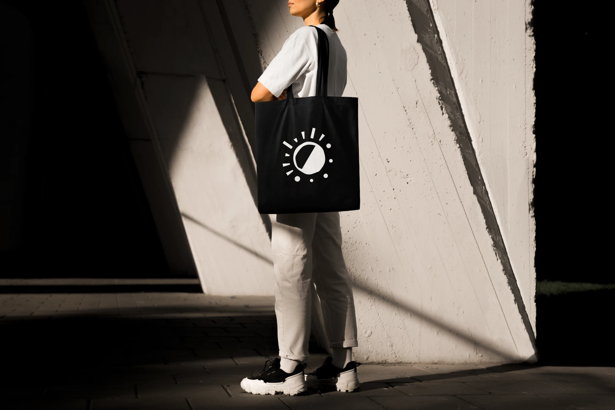 Acacia tote bag